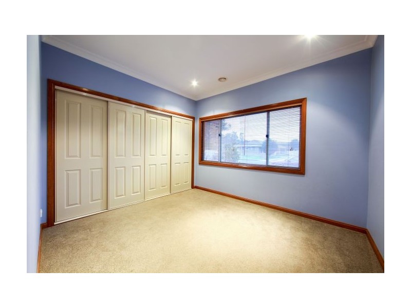 571 Mair St, Lavington NSW 2641