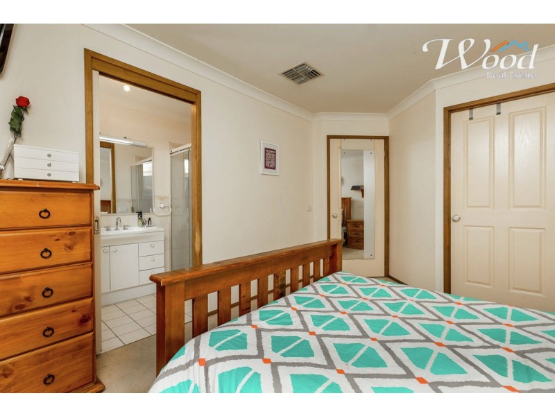 11 Harmer St (Norris Park), Albury NSW 2640