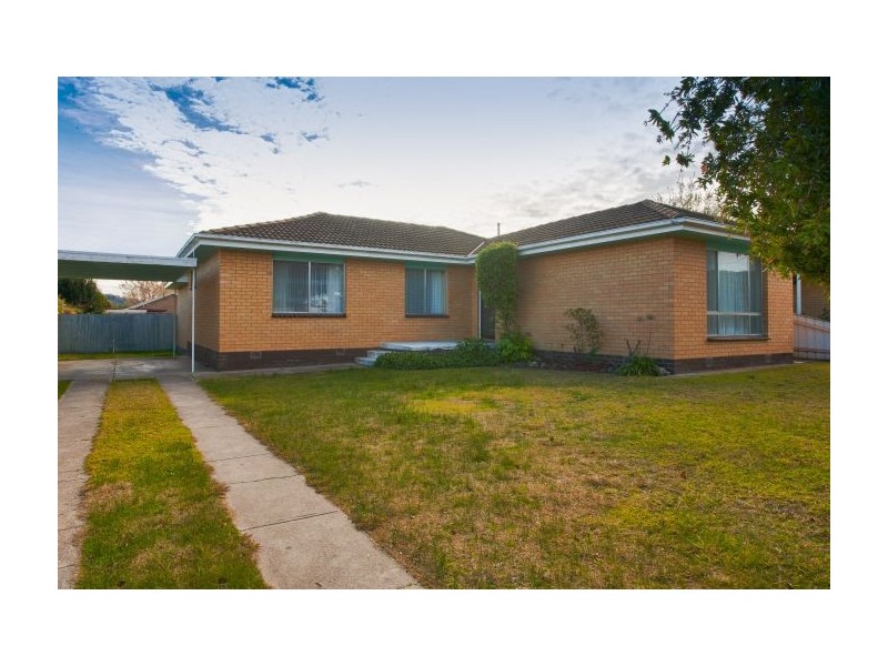 467 Kotthoff St, Lavington NSW 2641