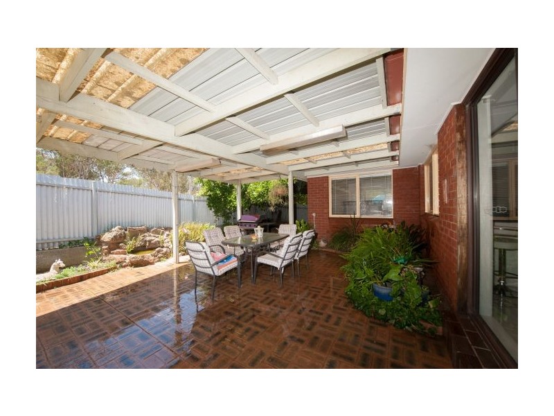 593 Lyne Street, Lavington NSW 2641