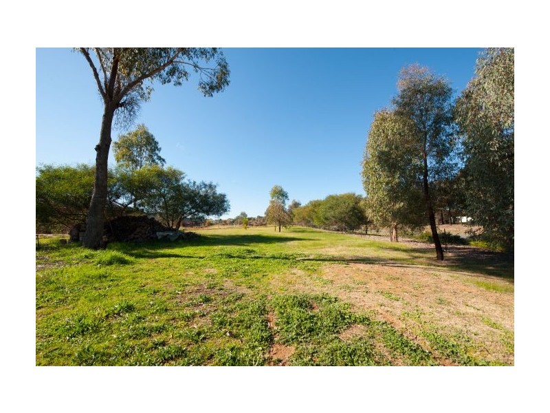 41 Vaughan Road, Thurgoona NSW 2640