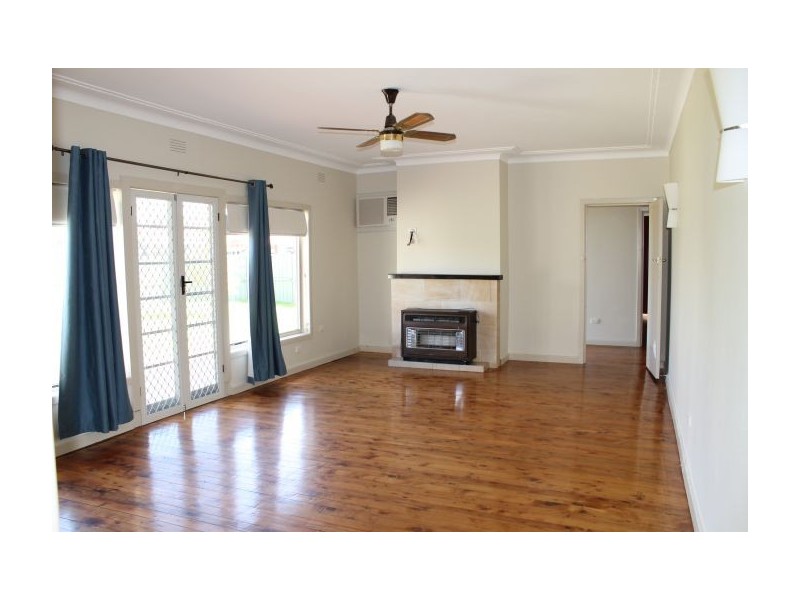 1070 Mate St, North Albury NSW 2640