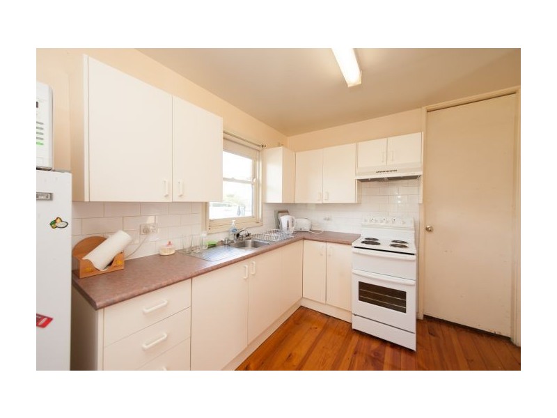 363 Boomerang Drive, Lavington NSW 2641