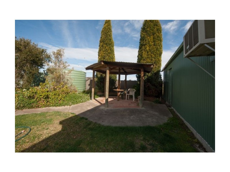 17 Hueske Road, Jindera NSW 2642