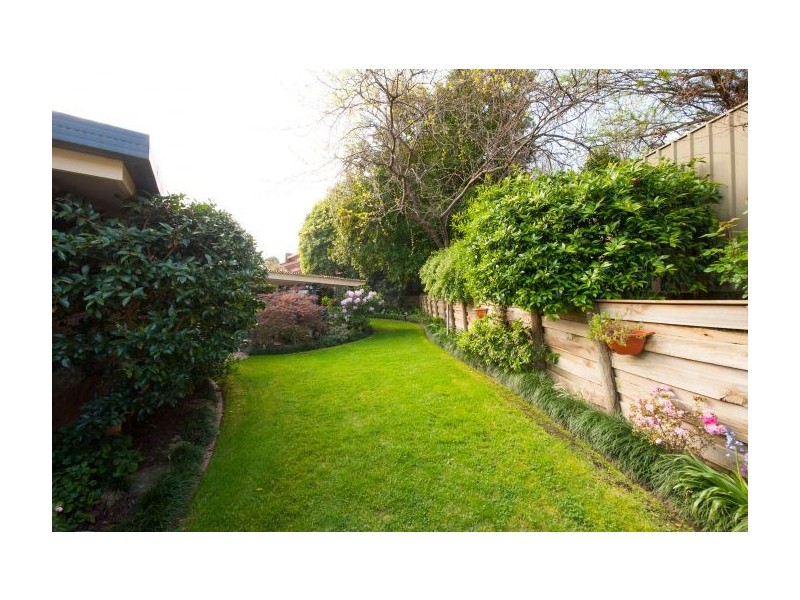 406 Carlma Crescent, Lavington NSW 2641