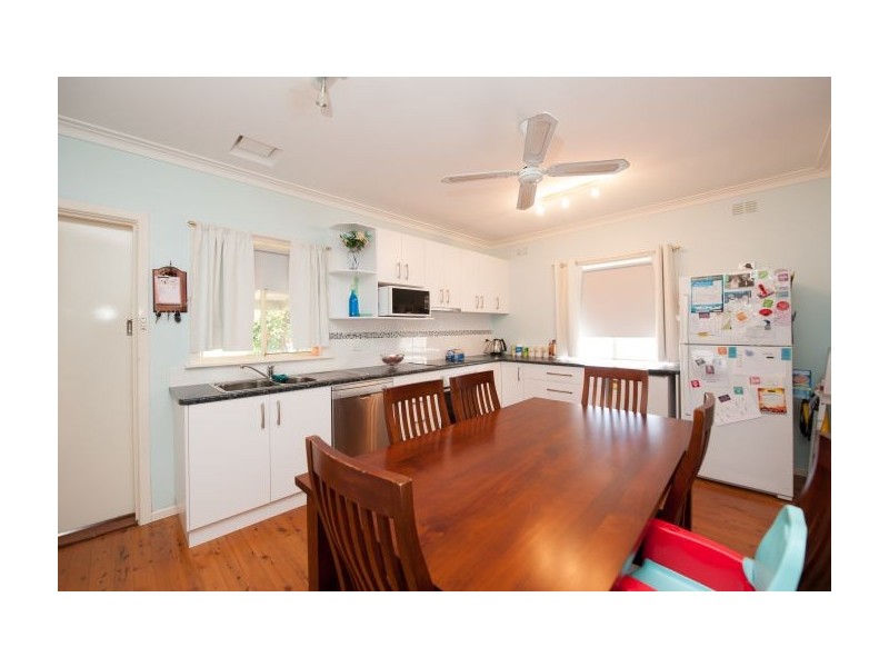 512 Murphy Street, Lavington NSW 2641