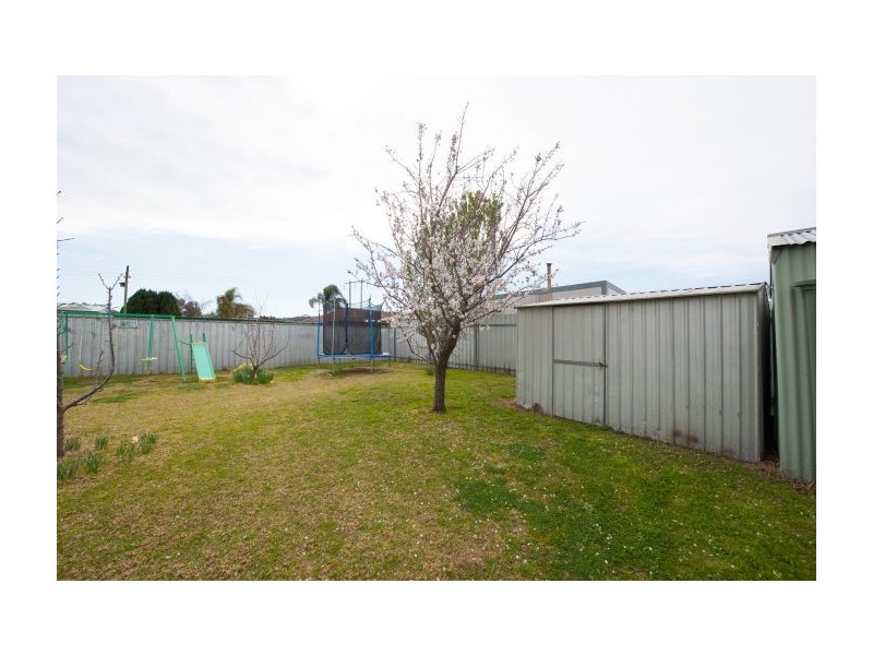 512 Murphy Street, Lavington NSW 2641