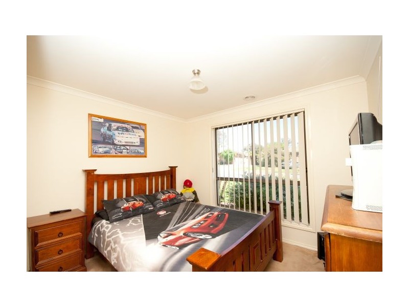 104 Hotham Cct, Thurgoona NSW 2640