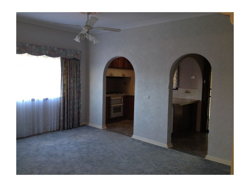 551 Hague Street, Lavington NSW 2641