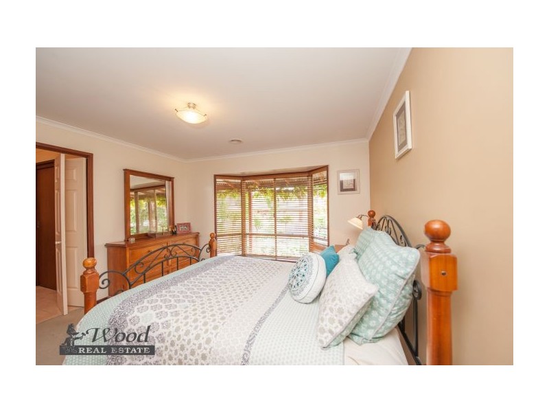 9 Mahogany Court, Thurgoona NSW 2640