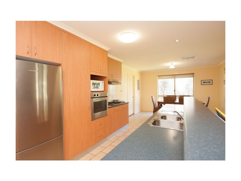 46 Daysdale Way, Thurgoona NSW 2640