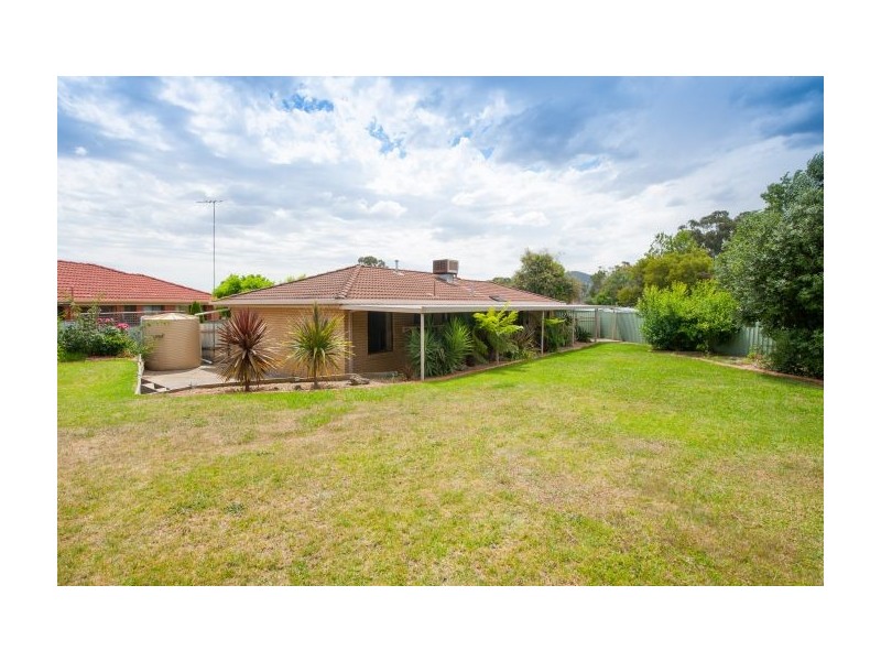3 Yate Crt, Thurgoona NSW 2640