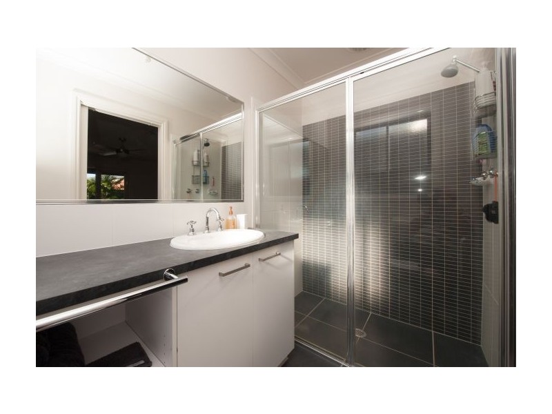 9 Wills Court, Thurgoona NSW 2640