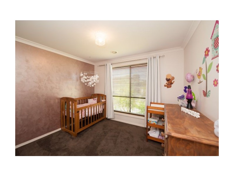 9 Wills Court, Thurgoona NSW 2640