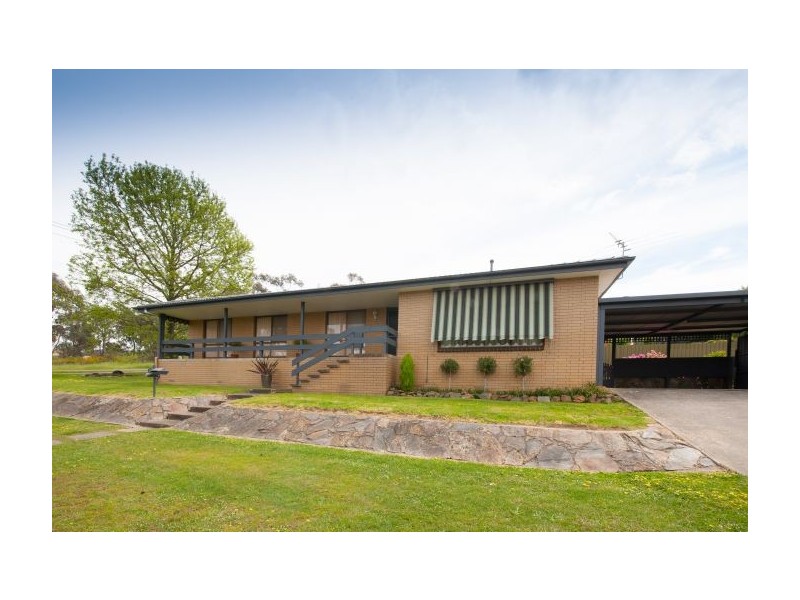 382 Reservoir Road, Lavington NSW 2641