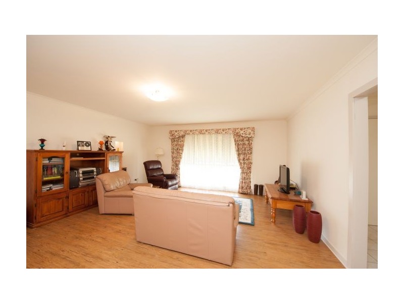 382 Reservoir Road, Lavington NSW 2641