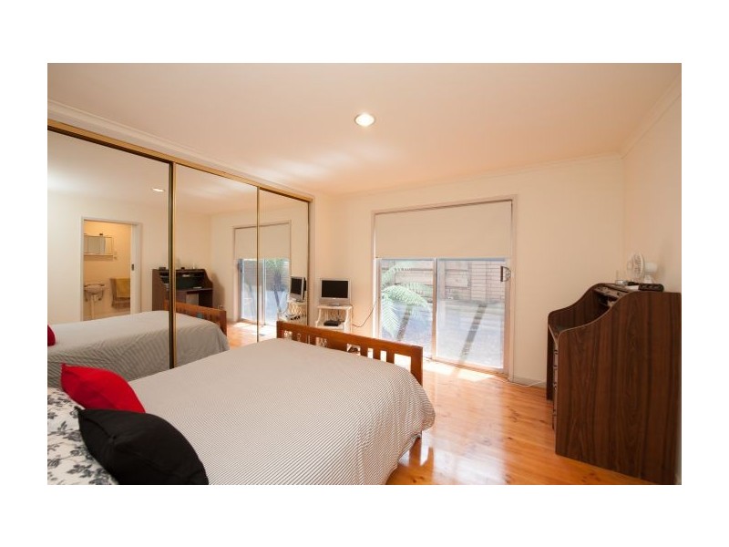 382 Reservoir Road, Lavington NSW 2641