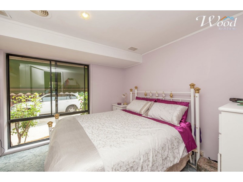 7 Arunta Pl, Lavington NSW 2641