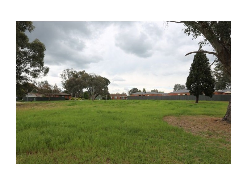 36 Hotham Circuit, Thurgoona NSW 2640