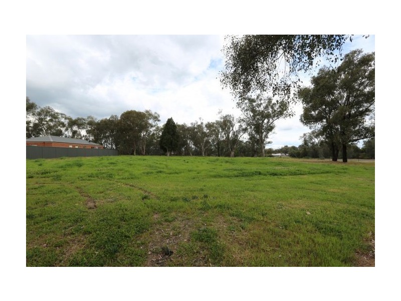 36 Hotham Cct, Thurgoona NSW 2640