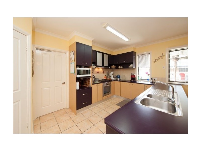11 Winnell Crt, Thurgoona NSW 2640