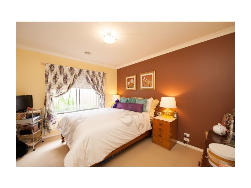 11 Winnell Crt, Thurgoona NSW 2640