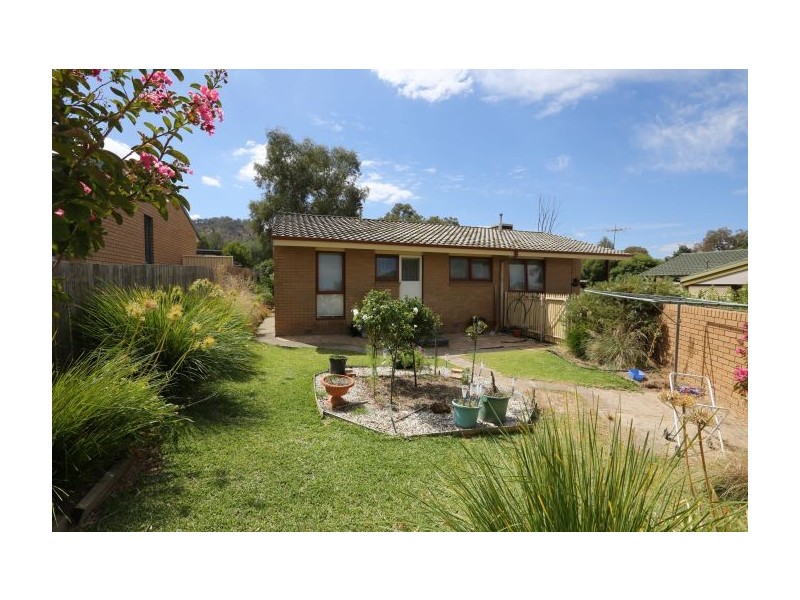 17 Algona Rd, Lavington NSW 2641