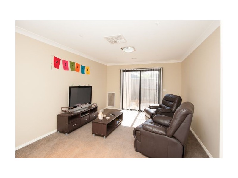 21 Myotis Street, Thurgoona NSW 2640