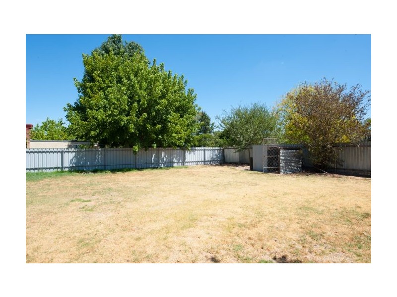 521 Marshall St, Lavington NSW 2641