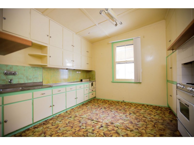 42 Allan Street, Henty NSW 2658