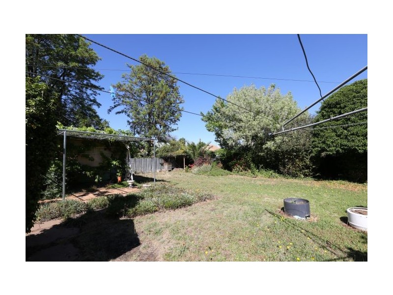 42 Allan Street, Henty NSW 2658