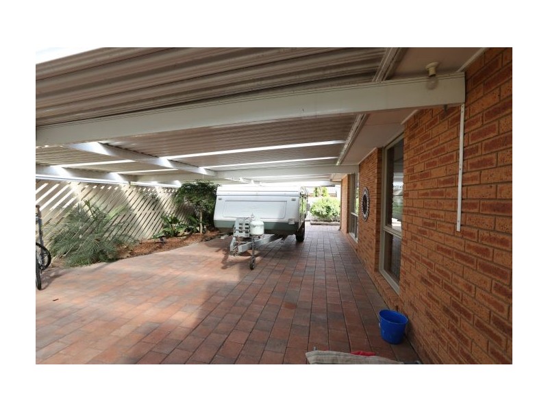 11 Stewart Court, Thurgoona NSW 2640