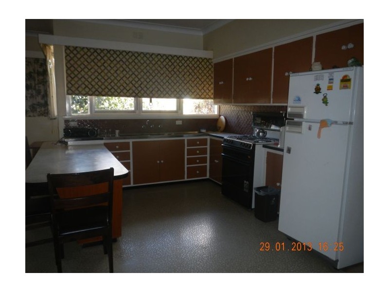 26 Third Ave, Henty NSW 2658