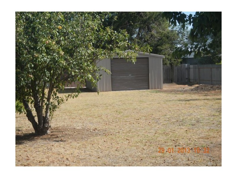 26 Third Ave, Henty NSW 2658