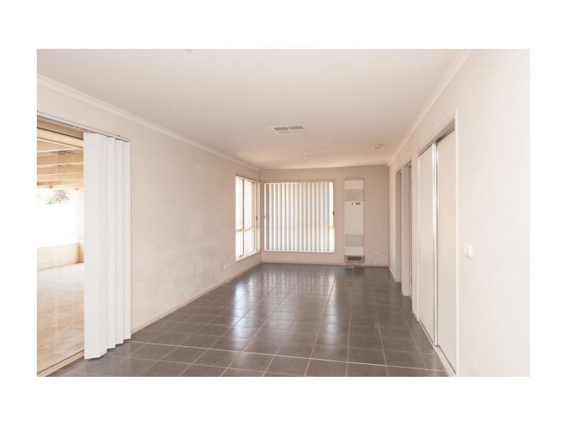 221 Vickers Road, Lavington NSW 2641