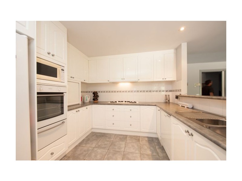 5 Akuna Place, Springdale Heights NSW 2641