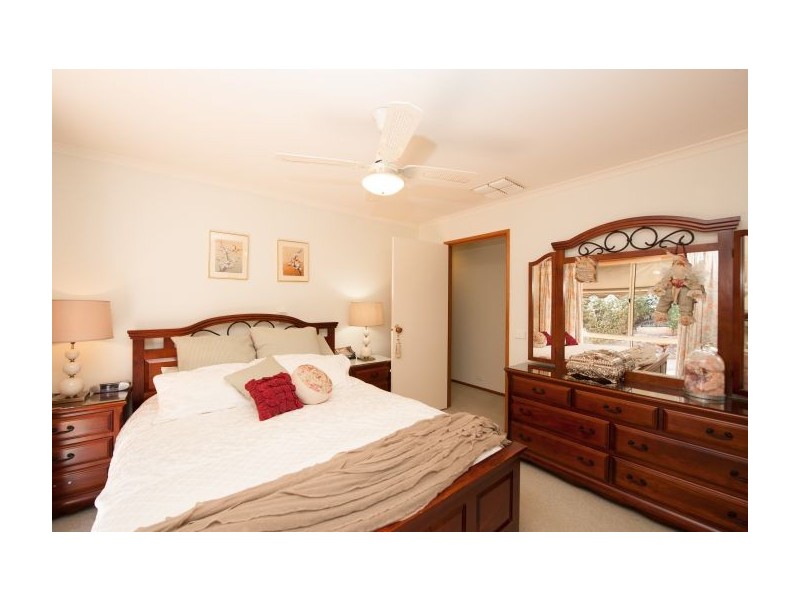 15 Baw Baw Street, Thurgoona NSW 2640