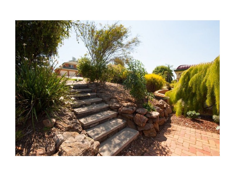 15 Baw Baw Street, Thurgoona NSW 2640