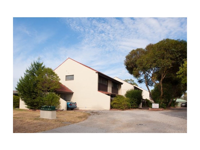 9/519 Margaret St, Lavington NSW 2641