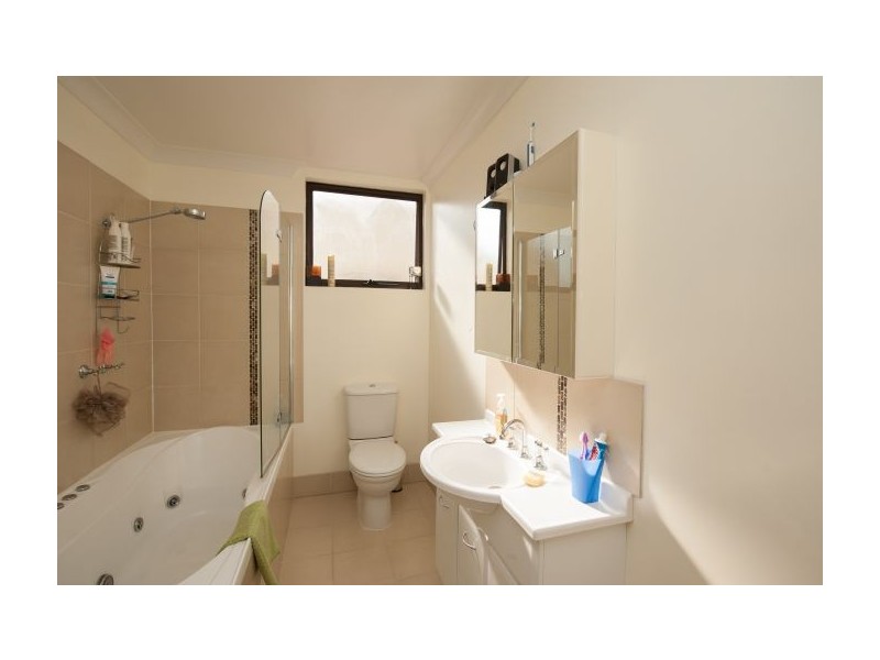 9/519 Margaret St, Lavington NSW 2641