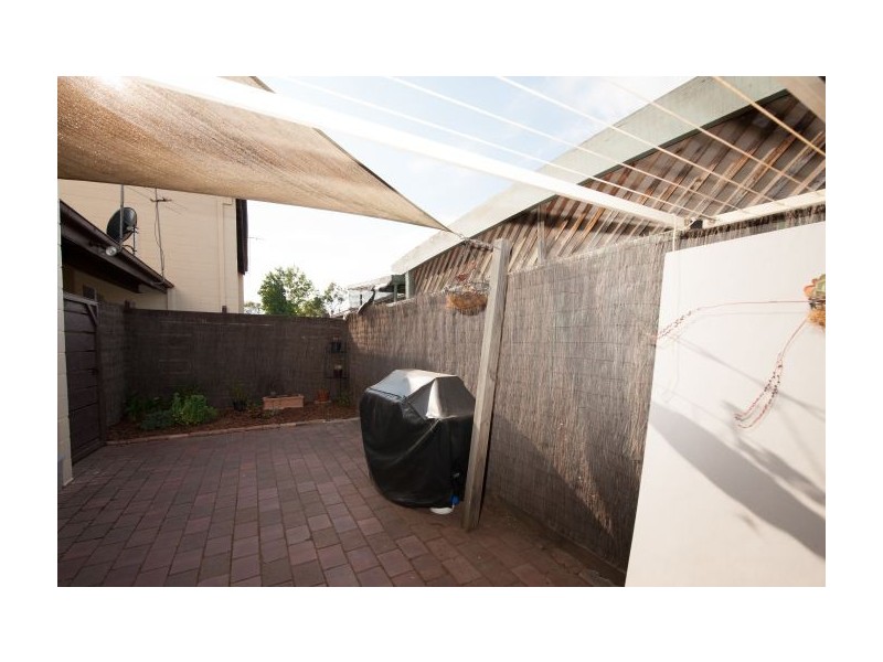 9/519 Margaret St, Lavington NSW 2641