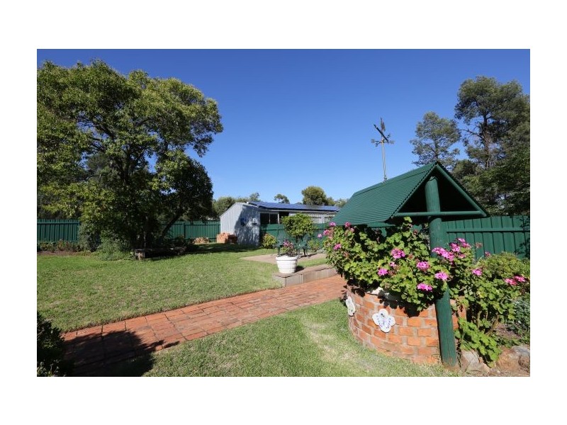 24 Crawford Steet, Pleasant Hills NSW 2658