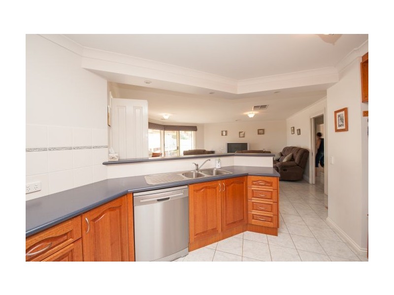 1 Vaughan Road, Thurgoona NSW 2640