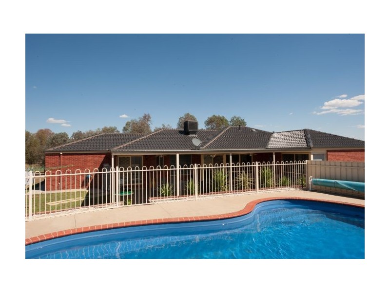 1 Vaughan Road, Thurgoona NSW 2640