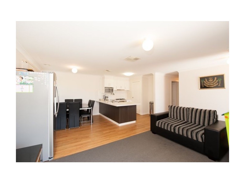 1,2 & 3/450 Ainslie Avenue, Lavington NSW 2641