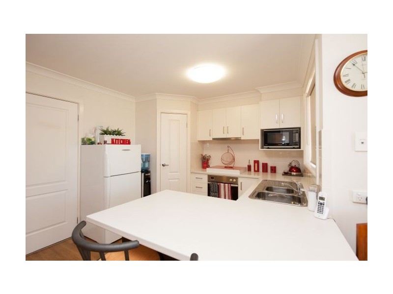 1,2 & 3/450 Ainslie Avenue, Lavington NSW 2641