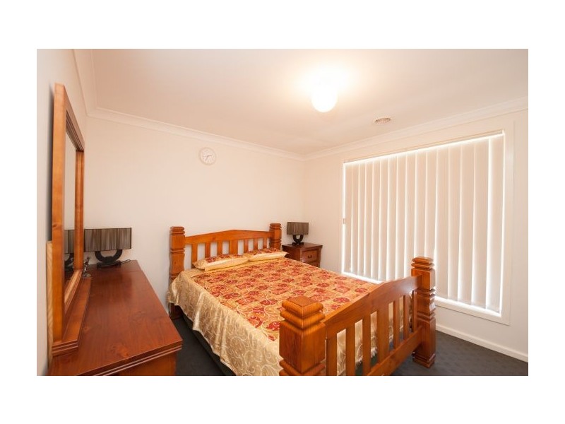 1,2 & 3/450 Ainslie Avenue, Lavington NSW 2641