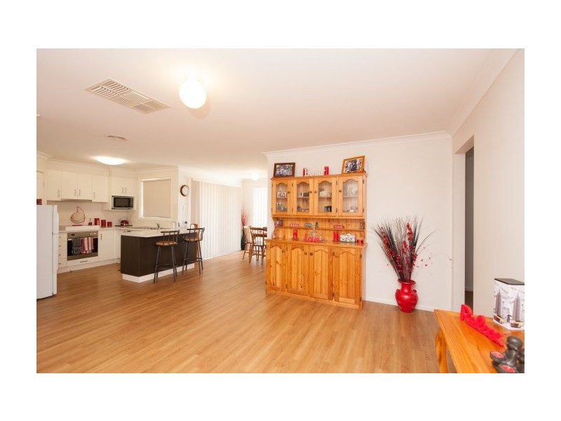 1,2 & 3/450 Ainslie Avenue, Lavington NSW 2641