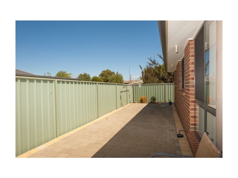 1,2 & 3/450 Ainslie Avenue, Lavington NSW 2641