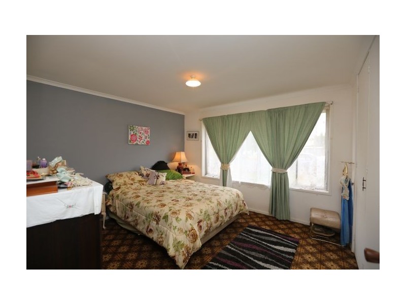 24 Wenke St, Walla Walla NSW 2659